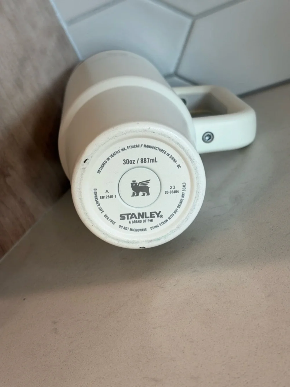 Stanley Quencher 30oz - Insulated Drink Cup (cream) - Picture 5 of 5